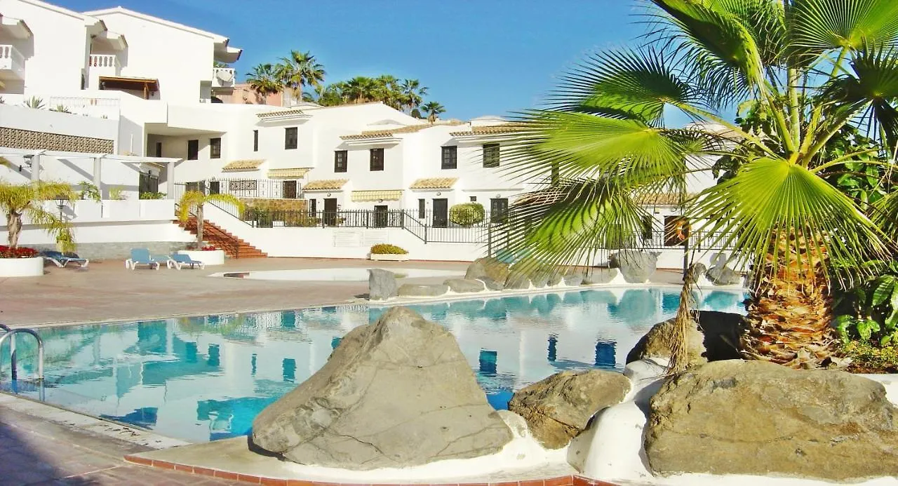 Remarkable 2-Bed House In Chayofa With Pool Espanha